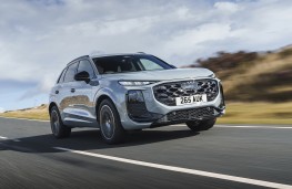 Audi Q3, 2026, front, action