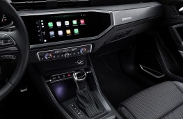 Audi Q3, 2018, display screen