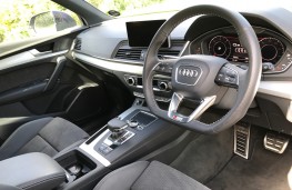 Audi Q5, 2017, interior