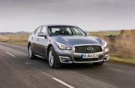 Infiniti Q70, front