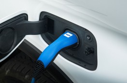 Ford Ranger PHEV, 2026, charging