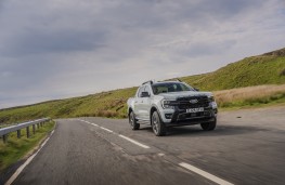 Ford Ranger Stormtrak PHEV, 2026, front