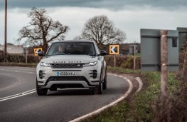 Range Rover Evoque, front action
