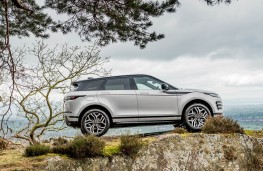 Range Rover Evoque, hill static upright