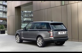 Flagship Range Rover is revealed | Eurekar