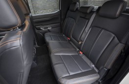 Ford Ranger PHEV, 2026, rear seats