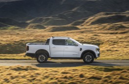 Ford Ranger PHEV, 2026, side