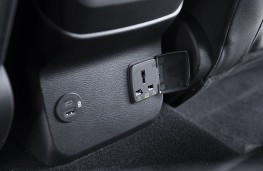 Ford Ranger PHEV, 2026, power sockets