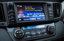 Toyota RAV4, 2016, display screen