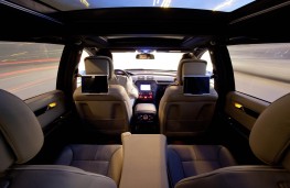 Mercedes R-Class, cabin