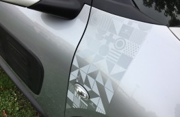 Citroen C4 Cactus Rip Curl, Rip Curl decal, front