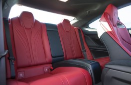 Lexus RC F, rear seats