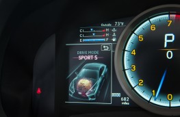 Lexus RC F, sport mode display