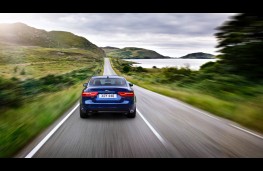 Jaguar XE R-Sport, rear
