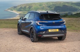 Renault Captur e-tech, 2024, rear