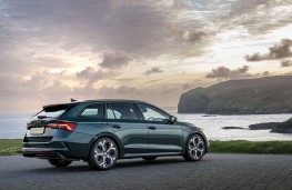  Skoda Octavia vRS Estate, 2025, rear