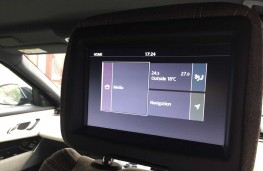 Range Rover Velar, 2017, rear screen
