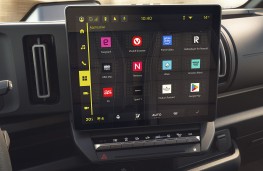 Renault Trafic E-Tech, 2026, display screen