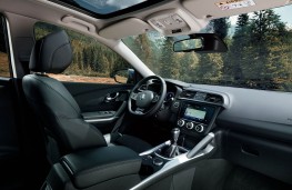 Renault Kadjar 2019 cockpit
