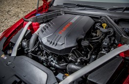 Kia Stinger, 2017, V6 engine