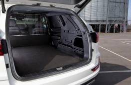 KGM Rexton Commercial, 2025, boot