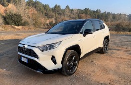 Toyota RAV4, 2019, front, static