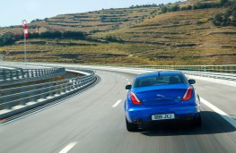 Jaguar XJR575, 2017, rear, action