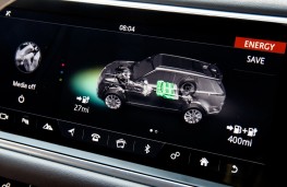 Range Rover Sport P400e, 2018, display screen