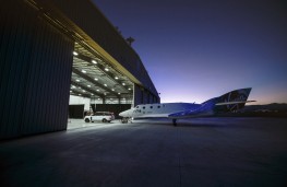 Range Rover, Virgin Galactic, tow, hangar