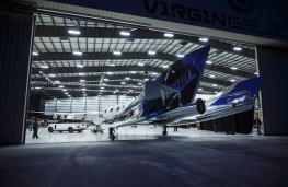 Range Rover, Virgin Galactic, tow, hangar, rear
