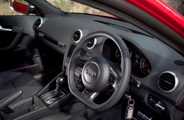 Audi RS 3, interior