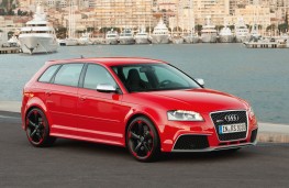 Audi RS3, side