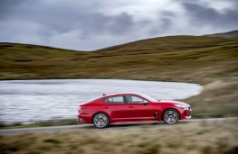 Mercedes R-Class, side