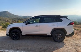 Toyota RAV4, 2019, side