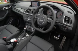 Audi RS Q3, interior