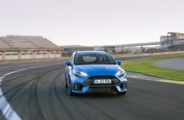 Ford Focus RS, track