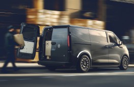 Renault Trafic E-Tech, 2026, rear, loading