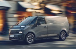 Renault Trafic E-Tech, 2026, side, action