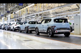 Kia starts EV2 production in Zlinia, 2026, rear