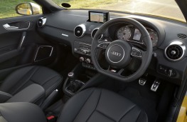 Audi S1 quattro, interior