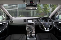 Volvo S60, interior