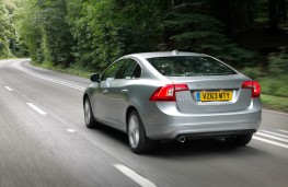 Volvo S60, rear