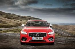 Volvo S90, front