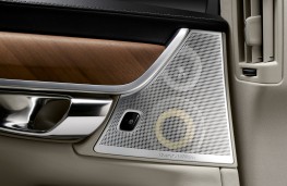 Volvo V90, 2016, Bowers and Wilkins hifi