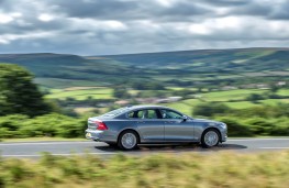 Volvo S90, side, action