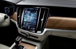 Volvo S90, 2016, touchscreen
