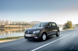 Dacia Sandero, 2017, front, action