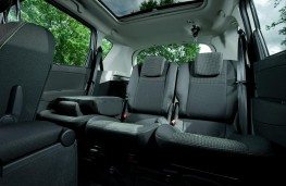 Renault Scenic rear seats