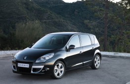 Renault Scenic, front