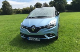 Renault Grand Scenic, 2017, nose